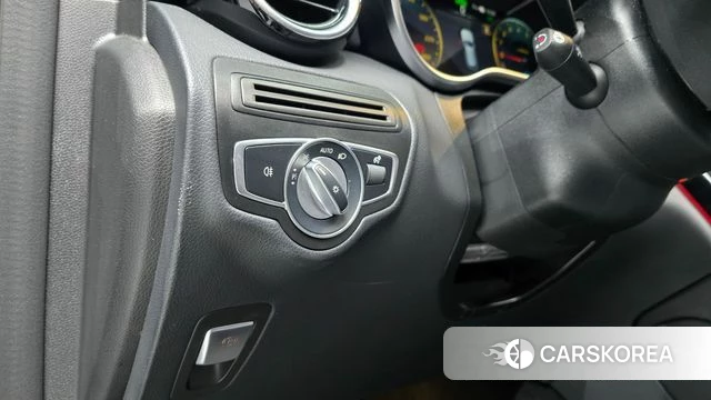 Mercedes-Benz GLC-Class X253 2021 Черный из Кореи, фото 5