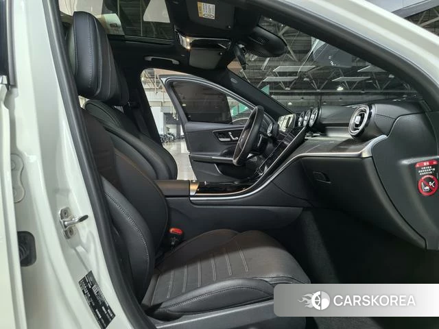 Mercedes-Benz C-class 2024 Белый из Китая, фото 5