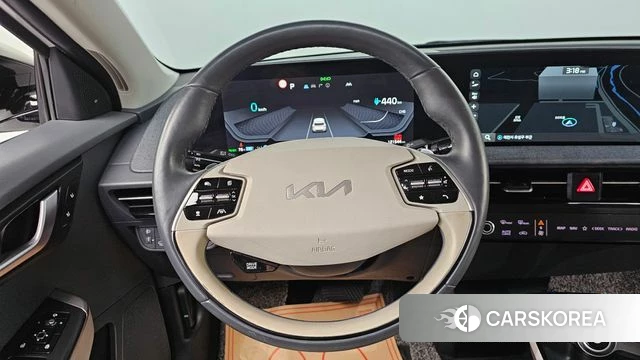 Kia EV6 2021 Белый из Кореи, фото 5