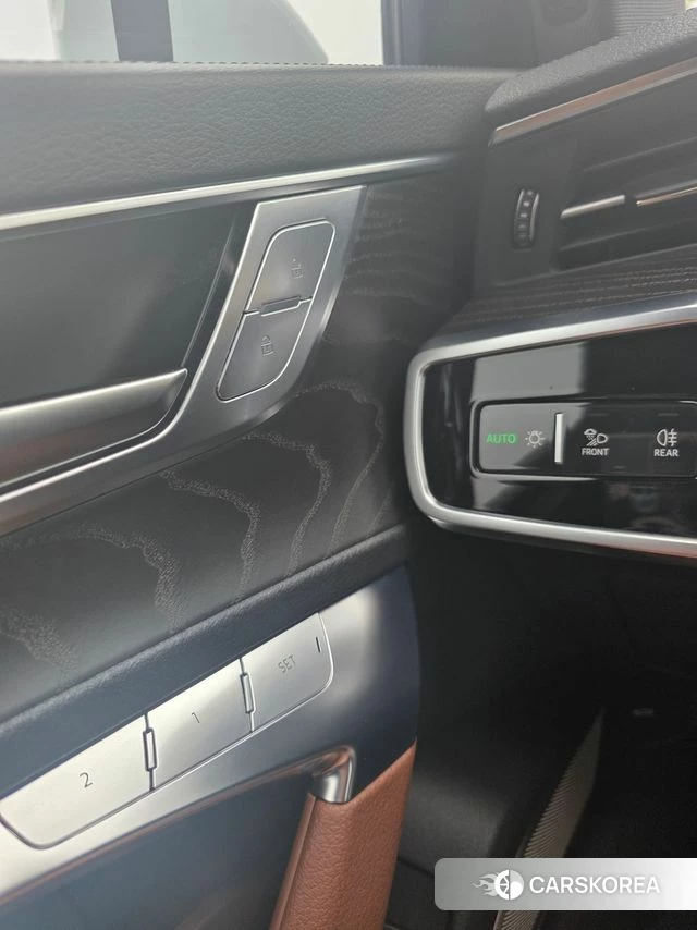Audi A6 (C8) 2021 Белый из Кореи, фото 5