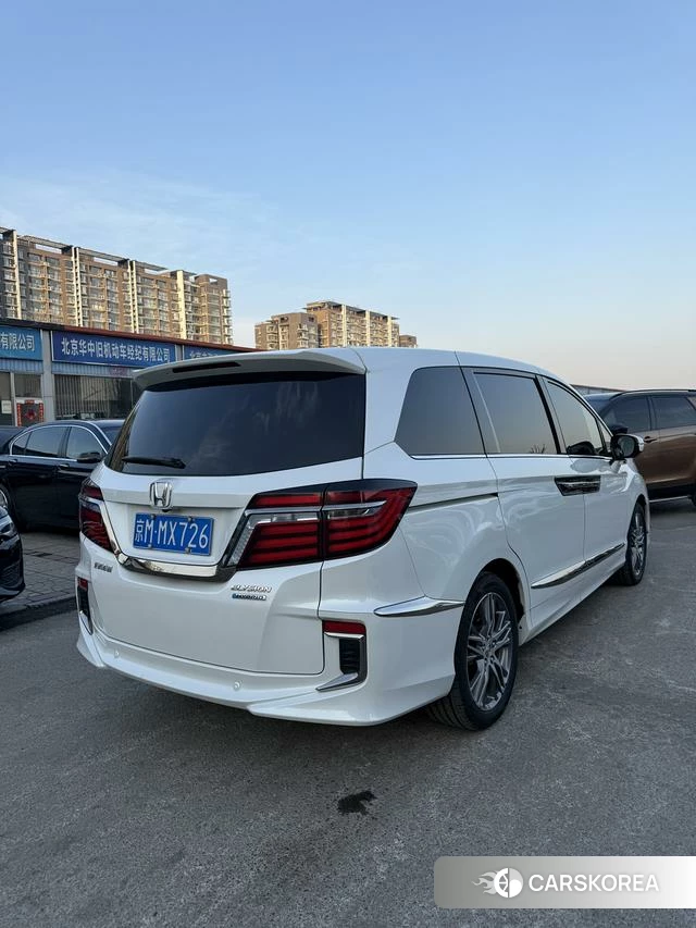 Honda Elysion 2021 Белый из Китая, фото 5