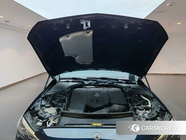 Mercedes-Benz C-class 2023 Зеленый из Китая, фото 5