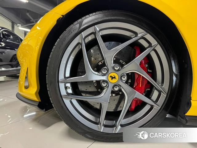Ferrari 812 Superfast 2020 Желтый из Кореи, фото 5