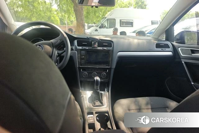 Volkswagen Golf 2021 Синий из Китая, фото 5