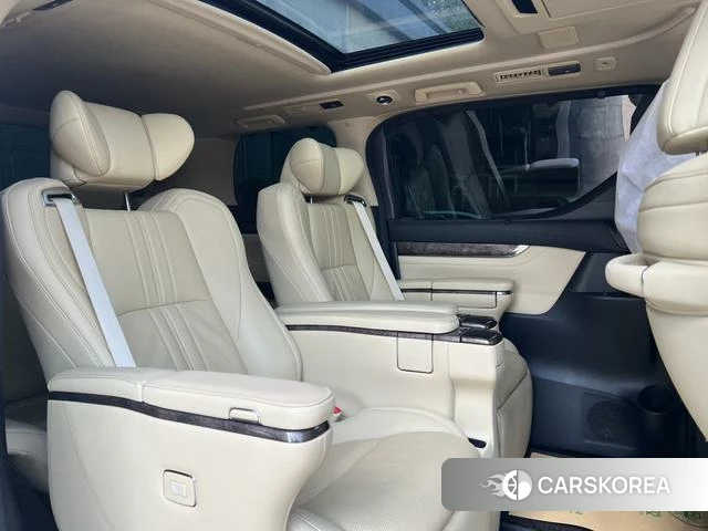 Toyota Vellfire 2021 Черный из Китая, фото 5