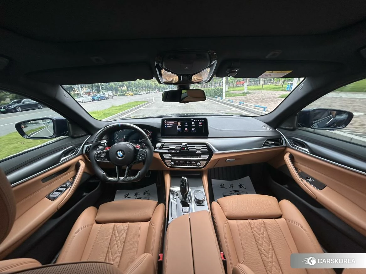BMW 5 series 2021 Черный из Китая, фото 5
