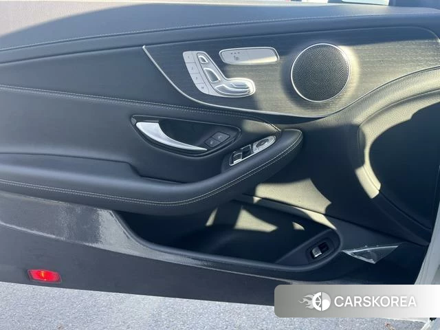 Mercedes-Benz C-class 2021 Белый из Китая, фото 5