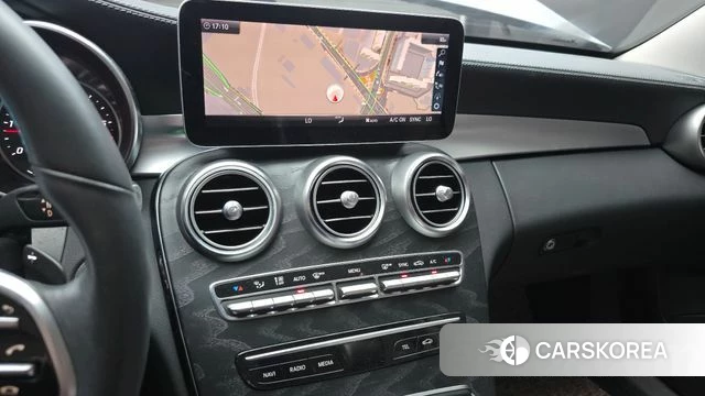 Mercedes-Benz C-Class W205 2019 Серебряный из Кореи, фото 5