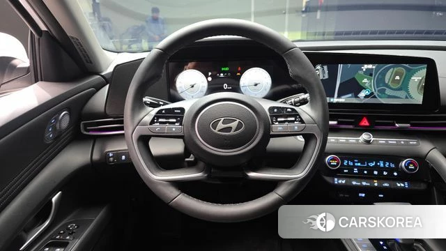 Hyundai The New Avante (CN7) 2024 Белый из Кореи, фото 5