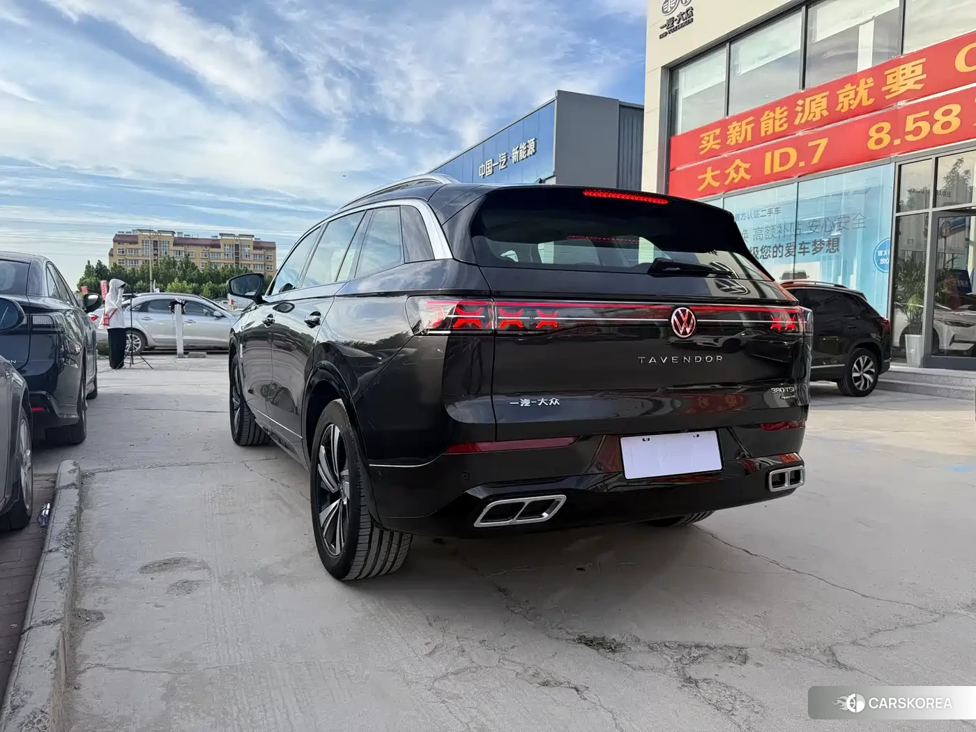 Volkswagen Tavendor 2023 Черный из Китая, фото 5