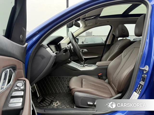 BMW 3 series 2022 Синий из Китая, фото 5