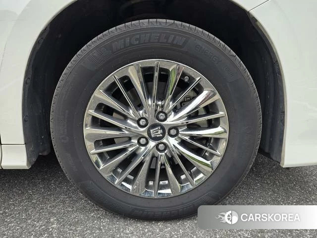 Toyota Vellfire 2023 Белый из Китая, фото 5