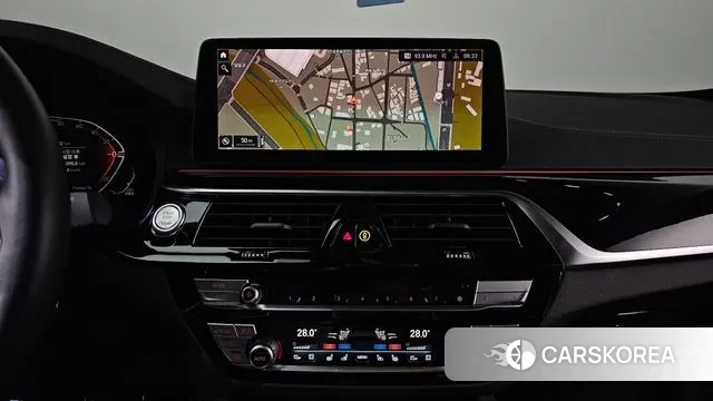 BMW 5 Series (G30) 2021 Черный из Кореи, фото 5