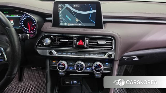 Genesis G70 2018 Черный из Кореи, фото 5