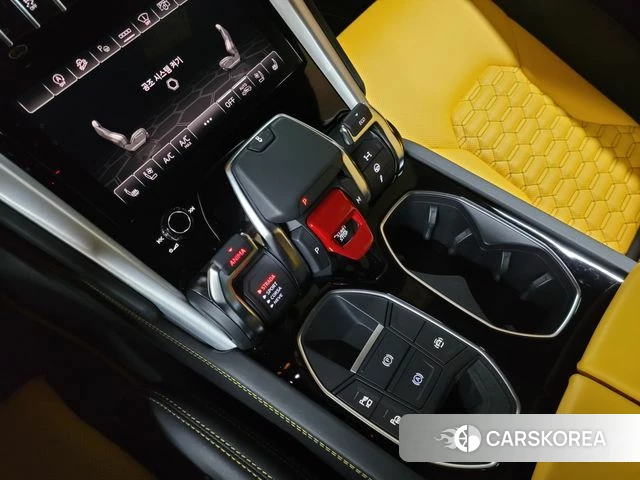 Lamborghini Urus 2021 Желтый из Кореи, фото 5
