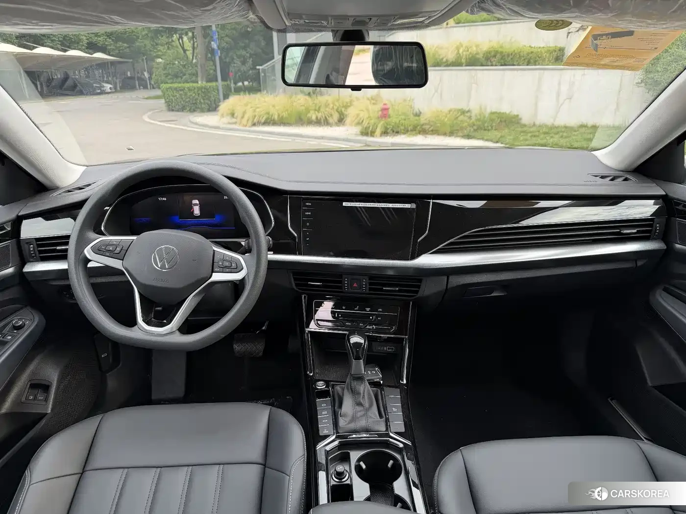 Volkswagen Passat 2026 Черный из Китая, фото 5