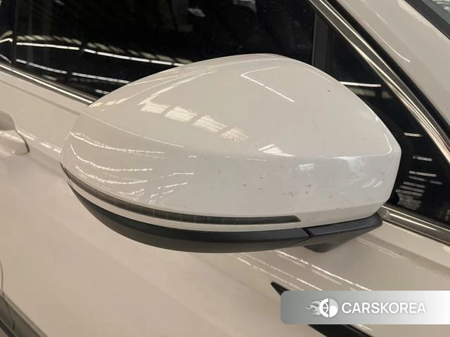 Volkswagen Tiguan L 2021 Белый из Китая, фото 5