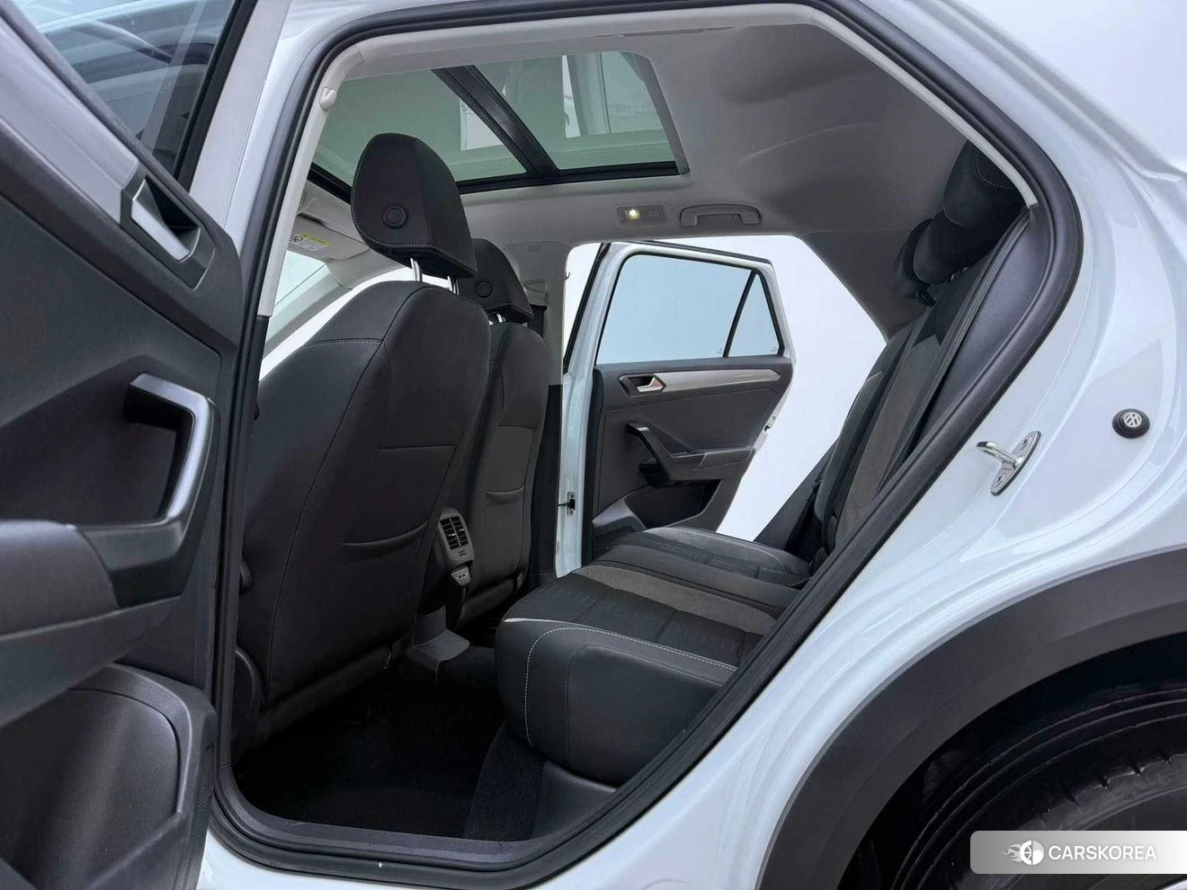 Volkswagen T-Roc 2021 Белый из Китая, фото 5