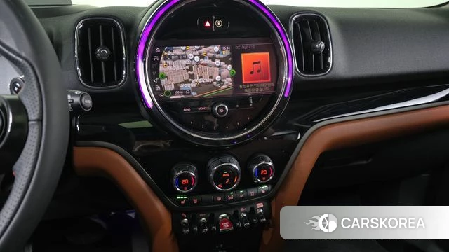 Mini Cooper SD Countryman 2021 Серебристо-серый из Кореи, фото 5