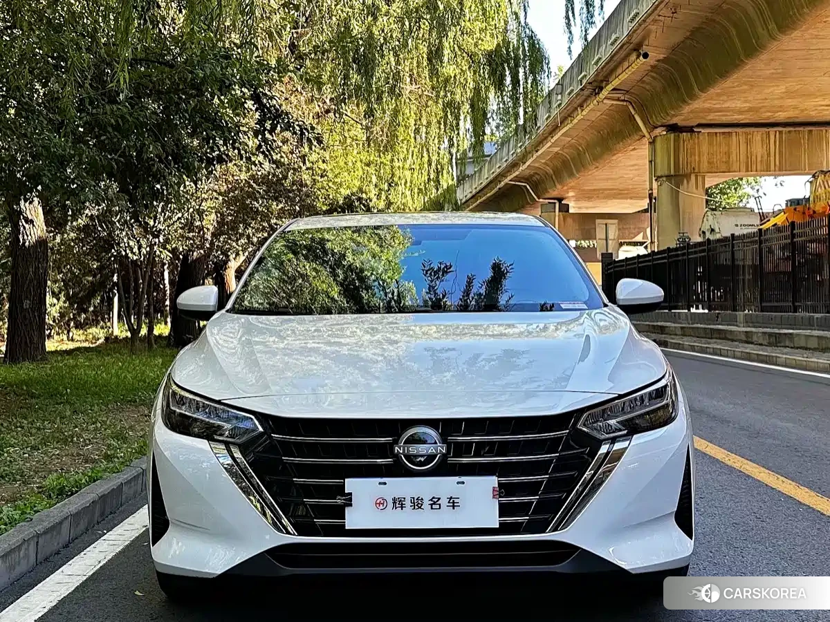Nissan Sylphy 2025 Белый из Китая, фото 5