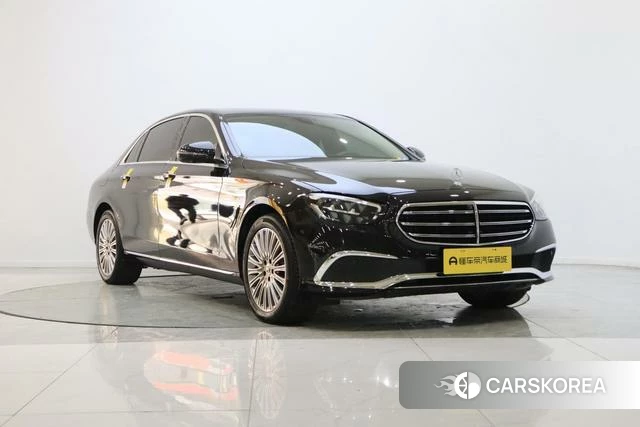 Mercedes-Benz E-Class 2023 Черный из Китая, фото 5