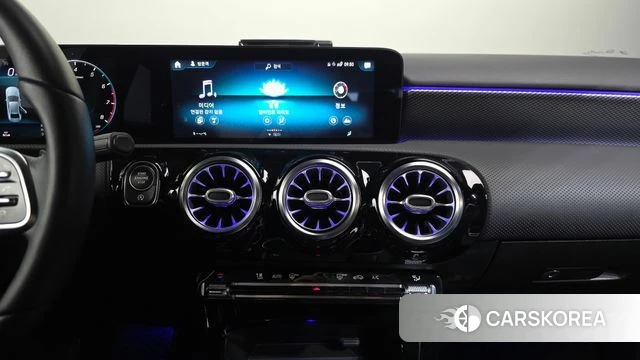 Mercedes-Benz A-Class W177 2021 Черный из Кореи, фото 5