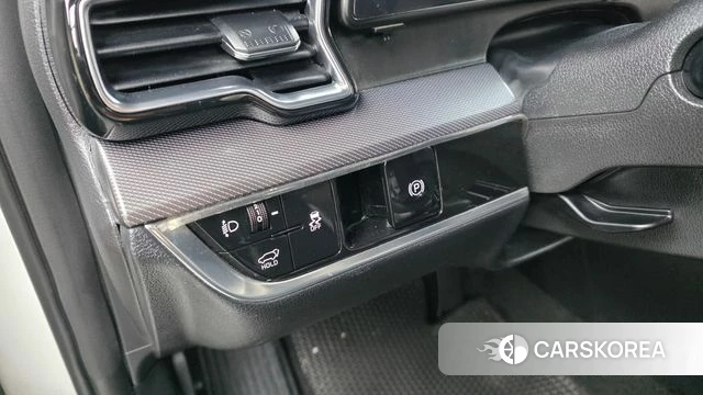 Kia Sportage 5th Generation 2021 Белый из Кореи, фото 5