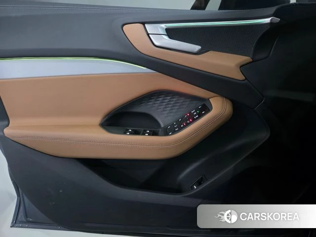 Audi A5 (B10) 2025 Небесно-голубой из Кореи, фото 5