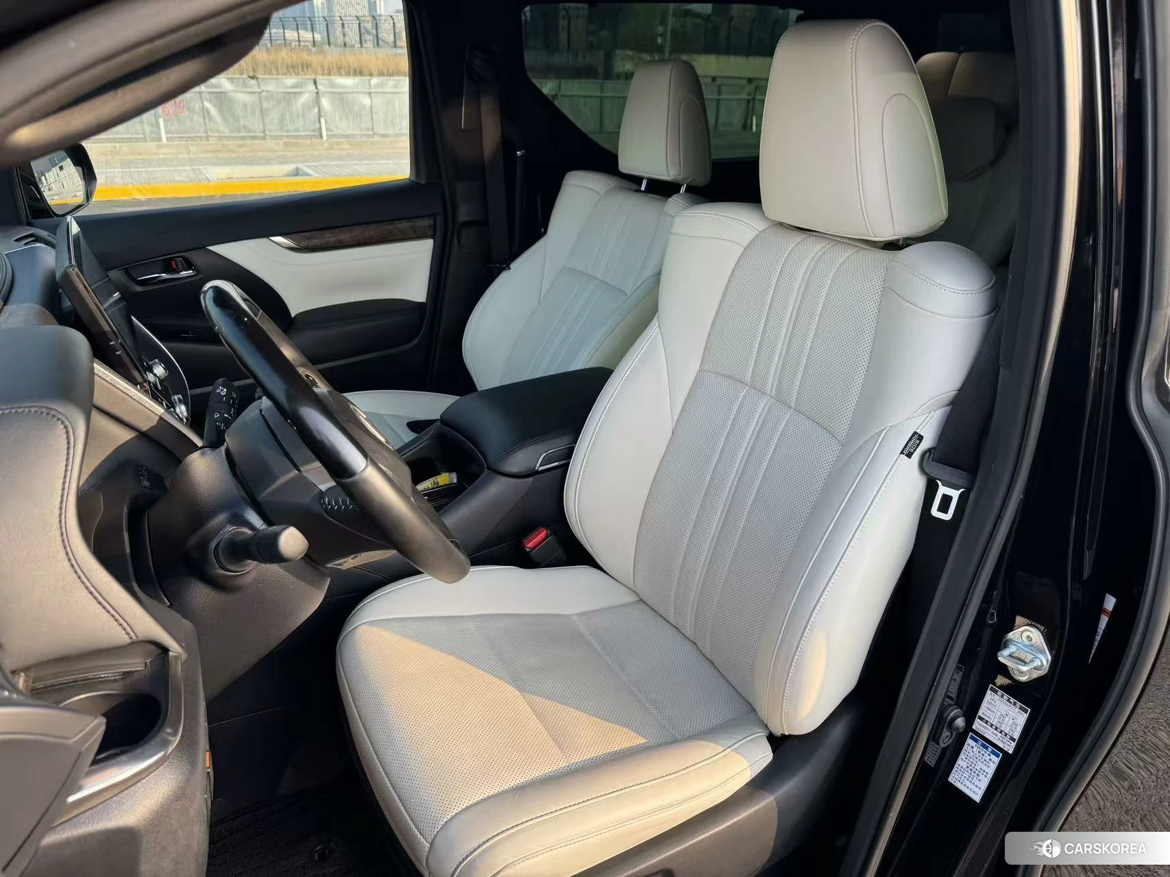 Toyota Vellfire 2021 Черный из Китая, фото 5