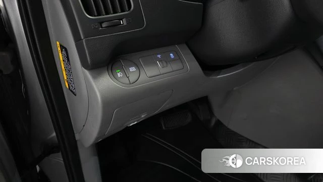 Hyundai The New Grand Starex 2021 Серебристо-серый из Кореи, фото 5