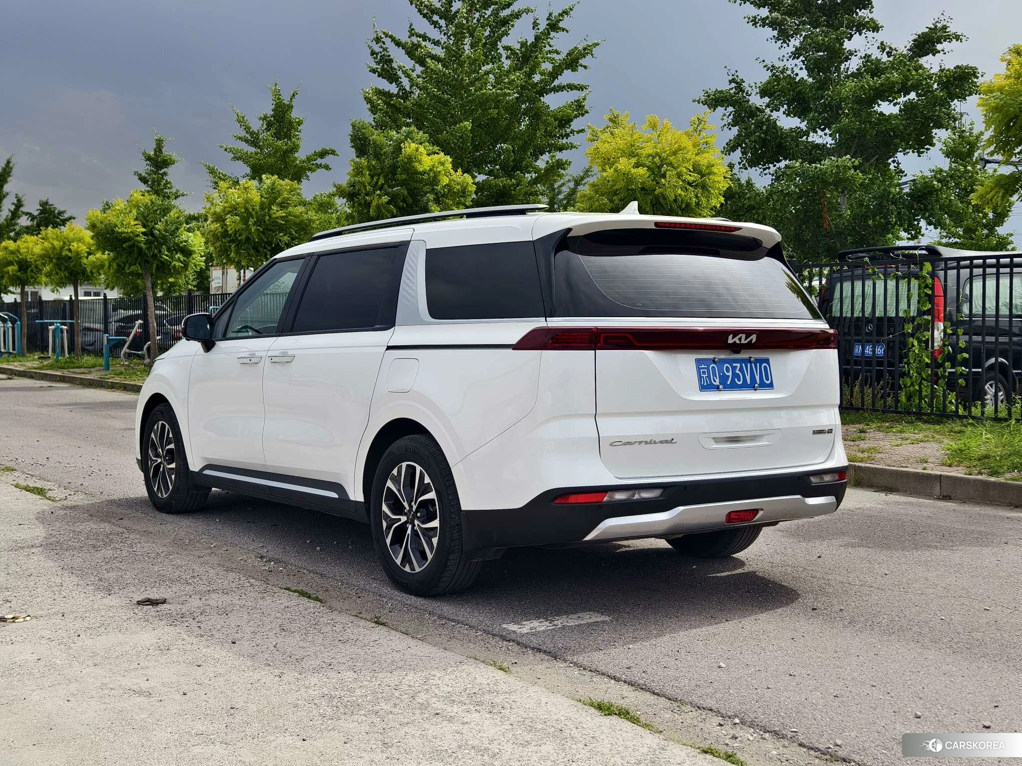 Kia Carnival 2021 Белый из Китая, фото 5