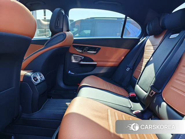 Mercedes-Benz C-class 2023 Зеленый из Китая, фото 5