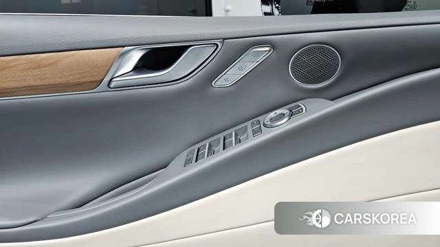 Genesis G80 (RG3) 2024 Черный из Кореи, фото 5