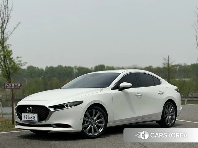 Mazda 3 2024 Белый из Китая, фото 5