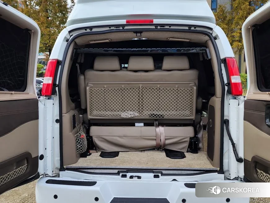 GMC Savana 2020 Белый из Кореи, фото 5