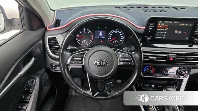 Kia Seltos 2019 Белый из Кореи, фото 5