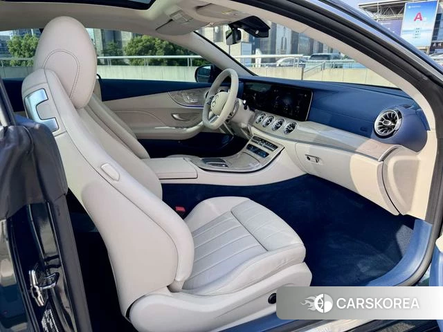Mercedes-Benz E-Class 2023 Зеленый из Китая, фото 5