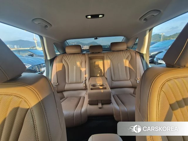 Hyundai Grandeur Hybrid (GN7) 2023 Серебристо-серый из Кореи, фото 5