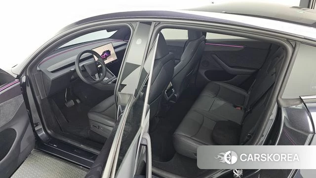 Tesla Model Y 2026 Серый из Кореи, фото 5