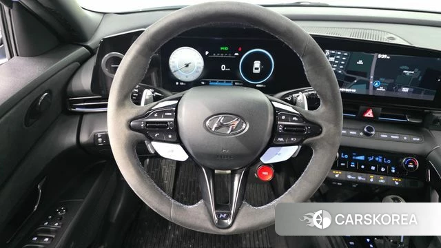 Hyundai Avante (CN7) 2021 Светло-серебряный цвет из Кореи, фото 5