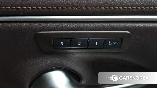 Lexus ES300h 7th generation 2020 Белый из Кореи, фото 5