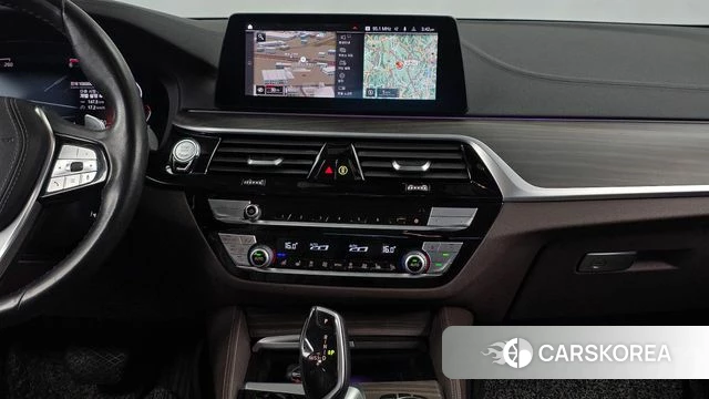 BMW 5 Series (G30) 2019 Серый из Кореи, фото 5