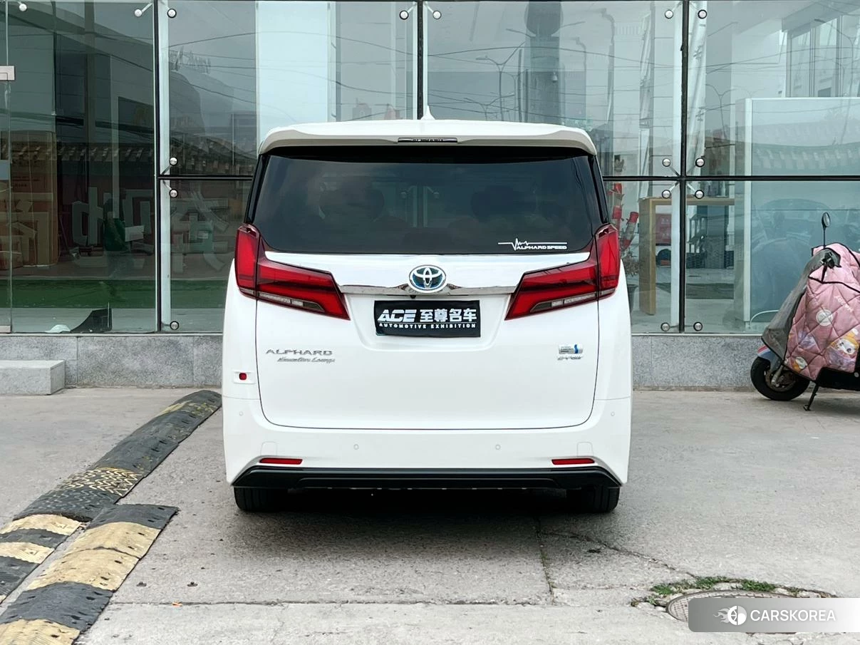 Toyota Alphard 2020 Белый из Китая, фото 5
