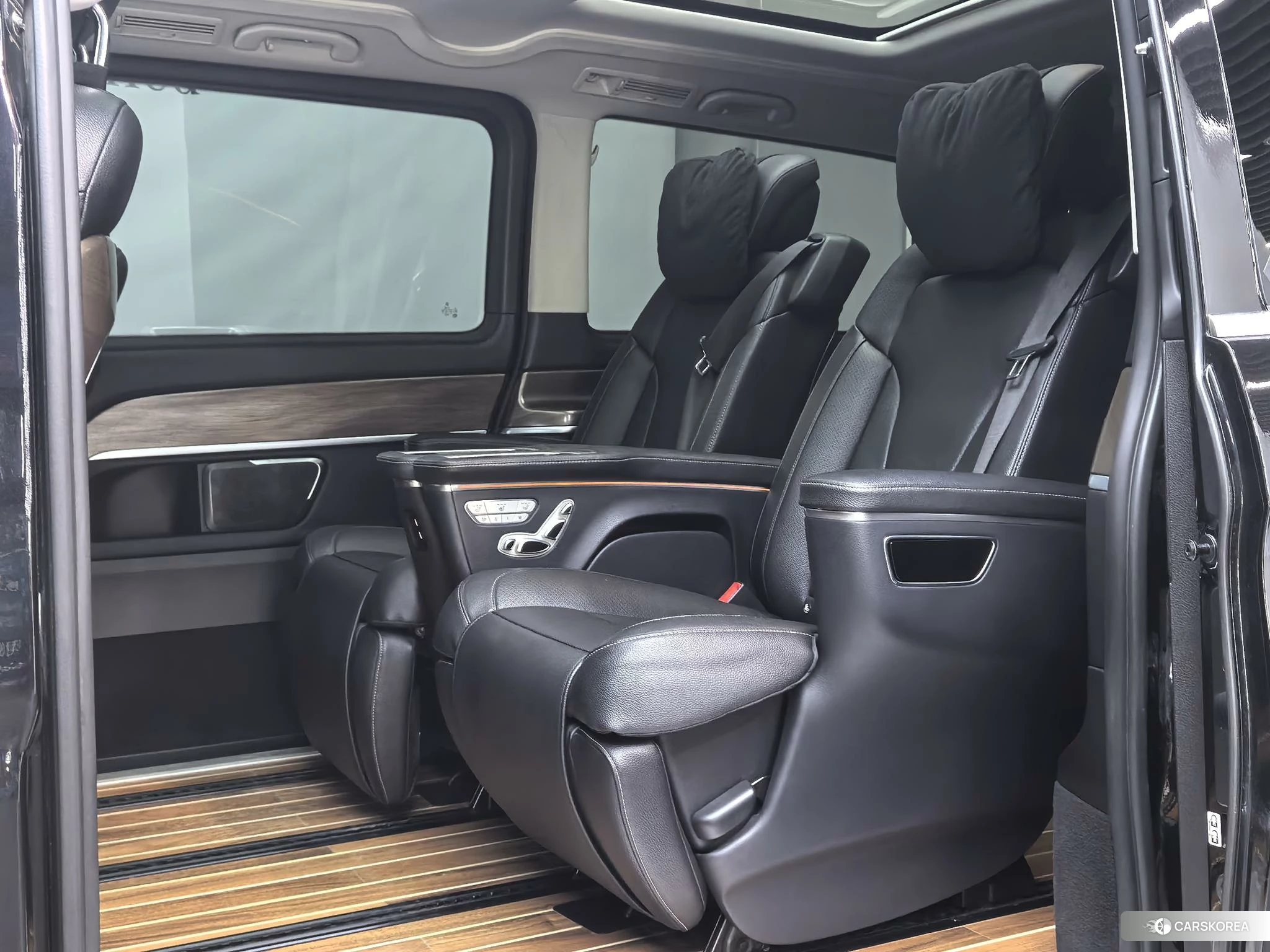 Mercedes-Benz V-Class 2021 Черный из Китая, фото 5