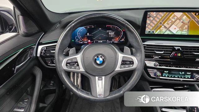 BMW 5 Series (G30) 2022 Черный из Кореи, фото 5