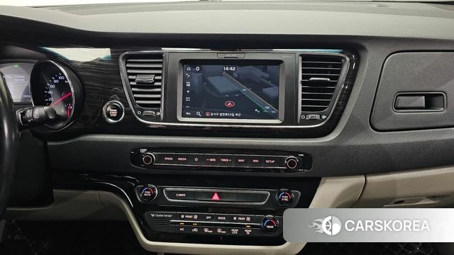 Kia The New Carnival 2020 Серый из Кореи, фото 5