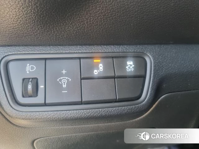 Kia The New K3 2nd generation 2021 Белый из Кореи, фото 5