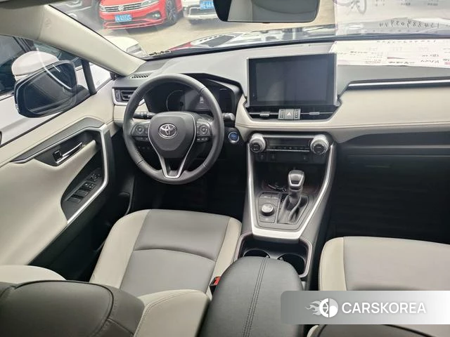 Toyota RAV4 2021 Черный из Китая, фото 5