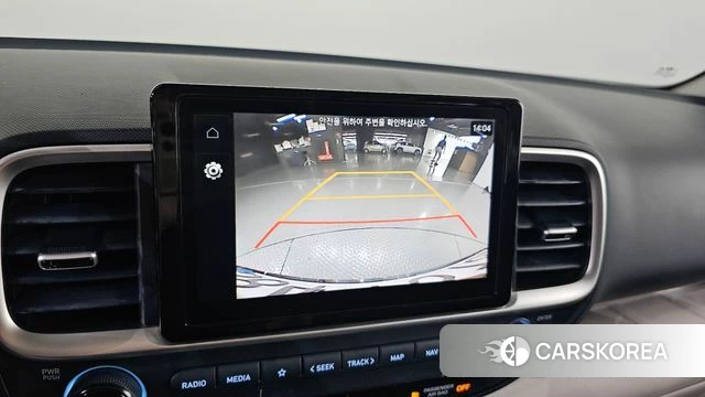 Hyundai Venue 2024 Серебристо-серый из Кореи, фото 5