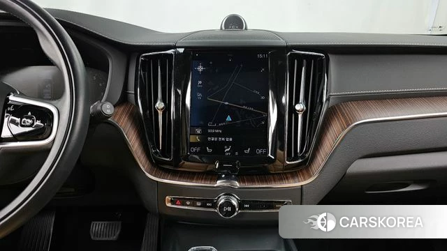 Volvo XC60 second Generation 2021 Белый из Кореи, фото 5